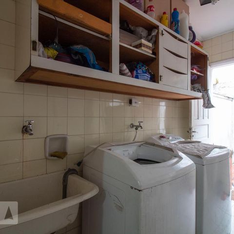 Casa à venda com 196m², 4 quartos e 2 vagasÁrea de Serviço