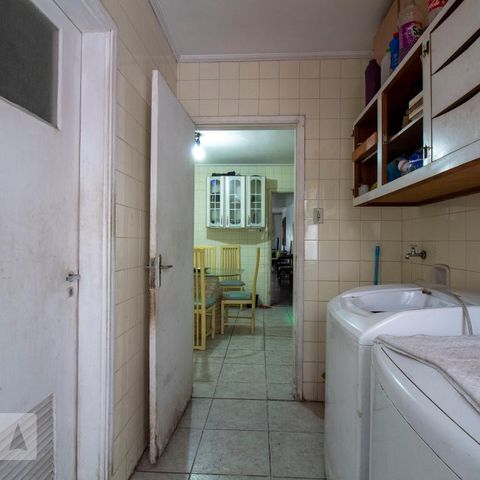 Casa à venda com 196m², 4 quartos e 2 vagasÁrea de Serviço