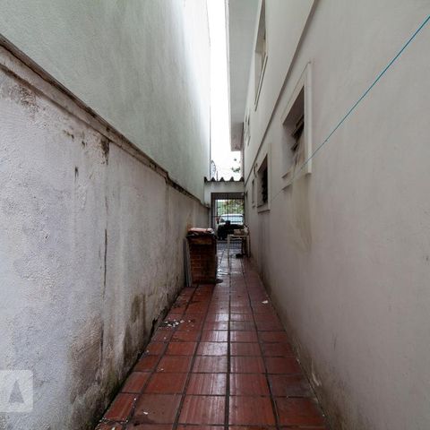 Casa à venda com 196m², 4 quartos e 2 vagasQuintal