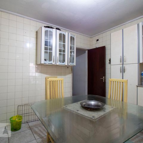 Casa à venda com 196m², 4 quartos e 2 vagasCozinha