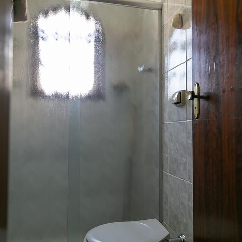 Casa à venda com 220m², 3 quartos e 3 vagasBanheiro social