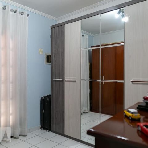 Casa à venda com 220m², 3 quartos e 3 vagasQuarto 2