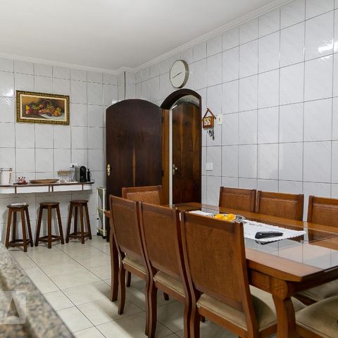 Casa à venda com 220m², 3 quartos e 3 vagasCozinha
