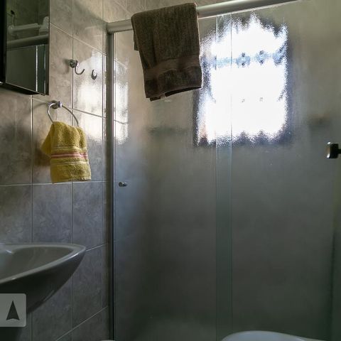 Casa à venda com 220m², 3 quartos e 3 vagasBanheiro social