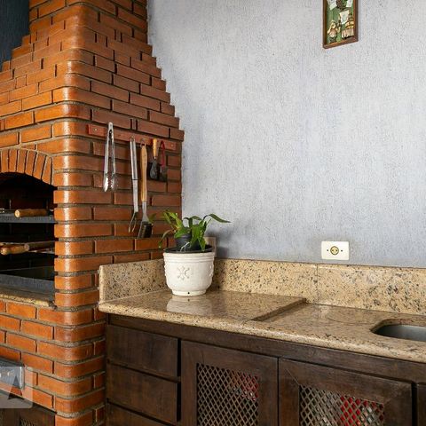 Casa à venda com 220m², 3 quartos e 3 vagasÁrea de lazer - Churrasqueira