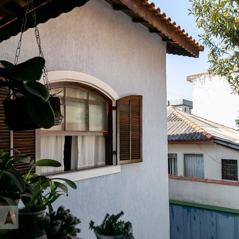 Casa à venda com 220m², 3 quartos e 3 vagasVista churrasqueira