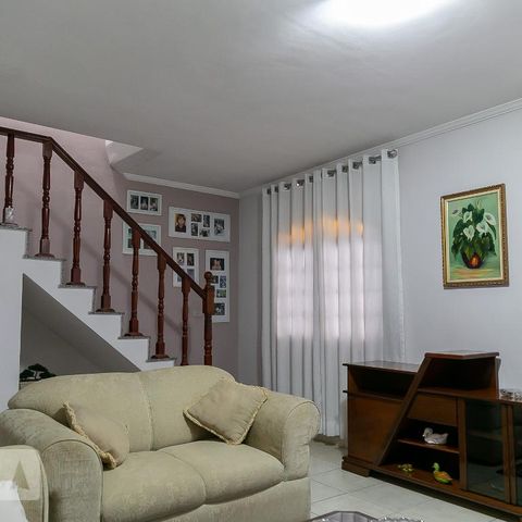 Casa à venda com 220m², 3 quartos e 3 vagasSala