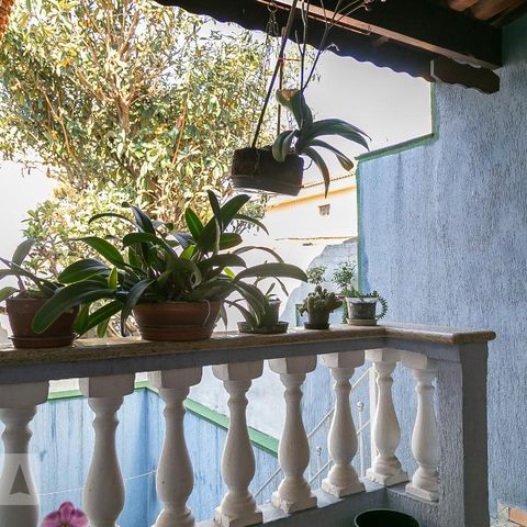 Casa à venda com 220m², 3 quartos e 3 vagasÁrea de lazer - Churrasqueira