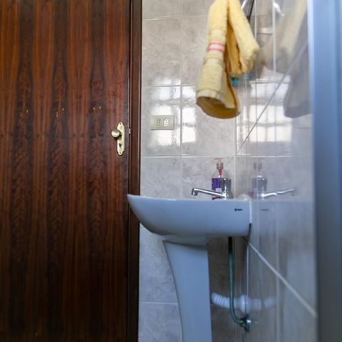Casa à venda com 220m², 3 quartos e 3 vagasBanheiro social
