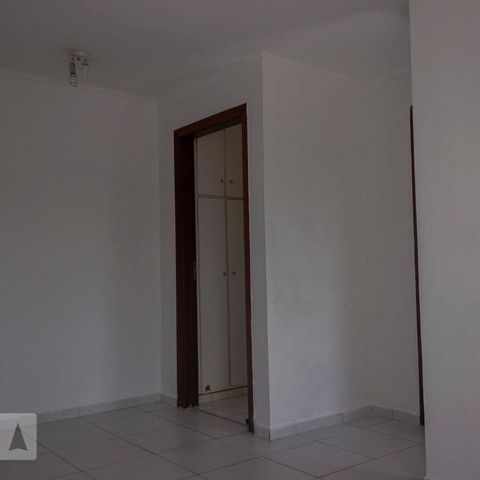 Apartamento à venda com 45m², 1 quarto e 1 vagaSala