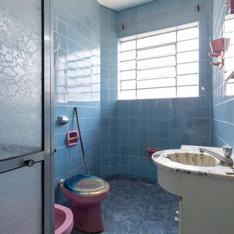 Casa à venda com 117m², 2 quartos e 2 vagasBanheiro