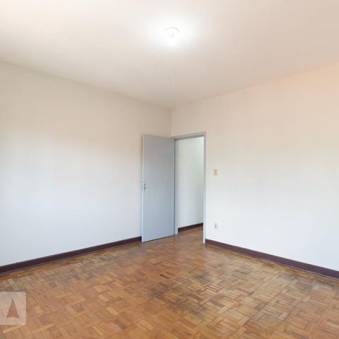 Casa à venda com 117m², 2 quartos e 2 vagasQuarto 1
