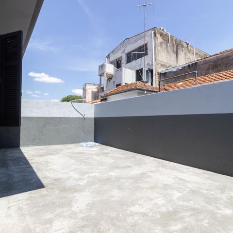 Casa à venda com 117m², 2 quartos e 2 vagasTerraço fundos