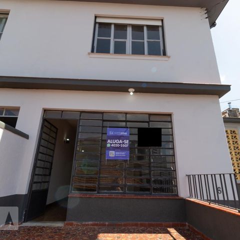 Casa à venda com 117m², 2 quartos e 2 vagasFachada