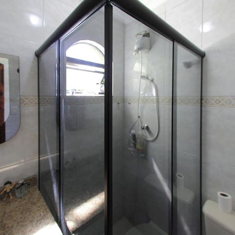 Apartamento à venda com 93m², 3 quartos e 2 vagasBanheiro social - box