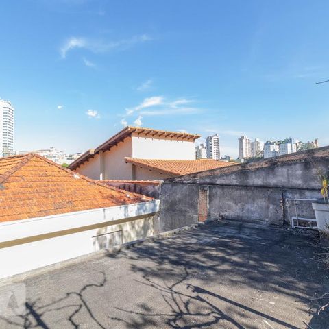 Casa à venda com 110m², 3 quartos e 3 vagasQuintal Traseiro