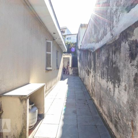 Casa à venda com 110m², 3 quartos e 3 vagasCorredor Lateral