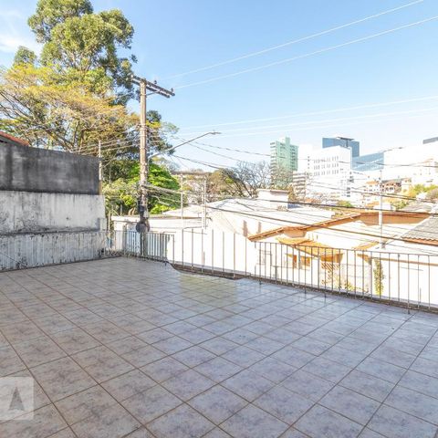 Casa à venda com 110m², 3 quartos e 3 vagasQuintal Frontal