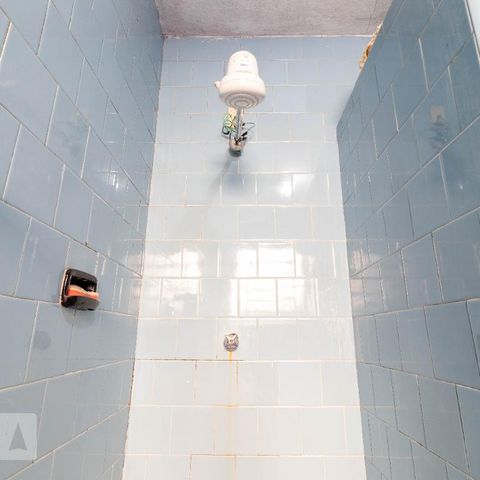 Casa à venda com 110m², 3 quartos e 3 vagasBanheiro - Chuveiro Elétrico