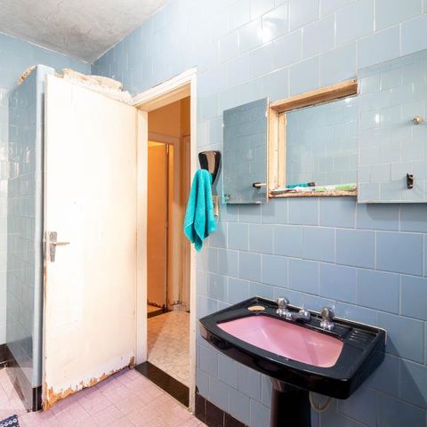 Casa à venda com 110m², 3 quartos e 3 vagasBanheiro