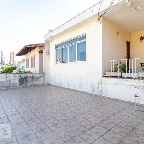 Casa à venda com 110m², 3 quartos e 3 vagasQuintal Frontal