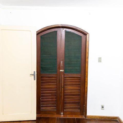 Casa à venda com 110m², 2 quartos e 1 vagaQuarto