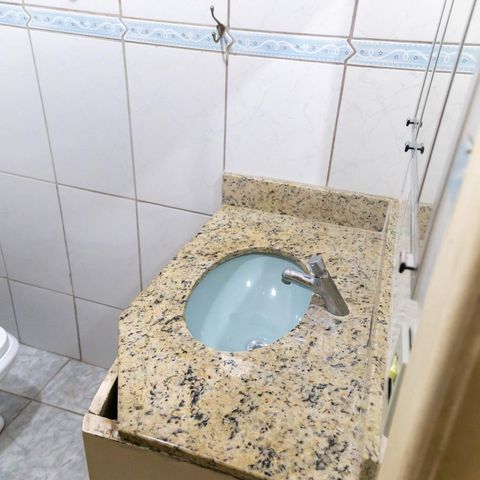 Casa à venda com 110m², 2 quartos e 1 vagaBanheiro