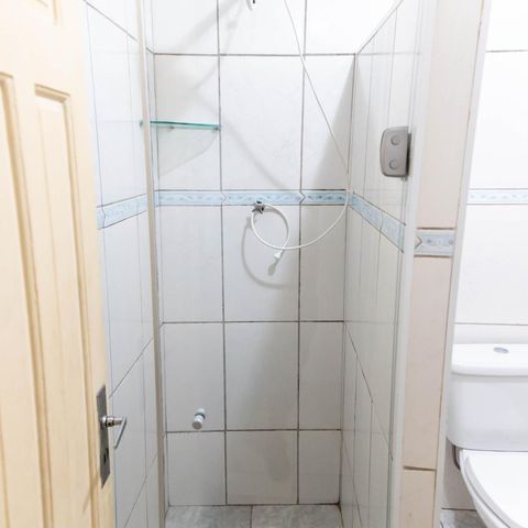 Casa à venda com 110m², 2 quartos e 1 vagaBanheiro