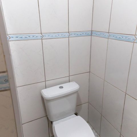 Casa à venda com 110m², 2 quartos e 1 vagaBanheiro