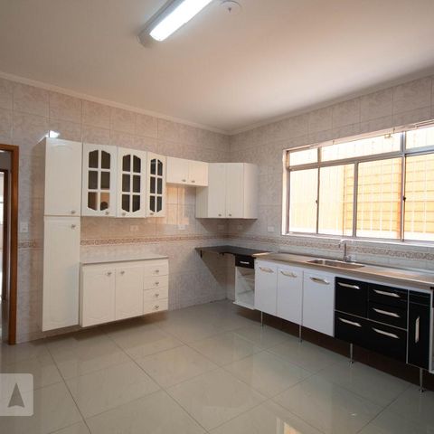 Casa à venda com 250m², 3 quartos e 4 vagasCozinha