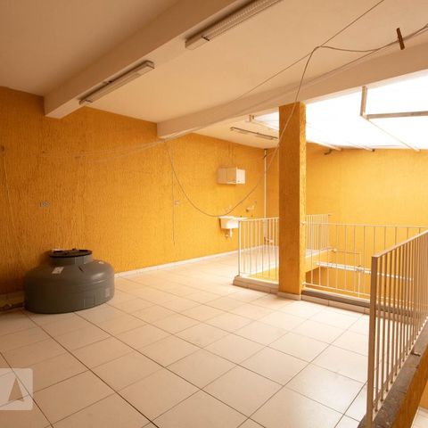 Casa à venda com 250m², 3 quartos e 4 vagasÁrea de Serviço