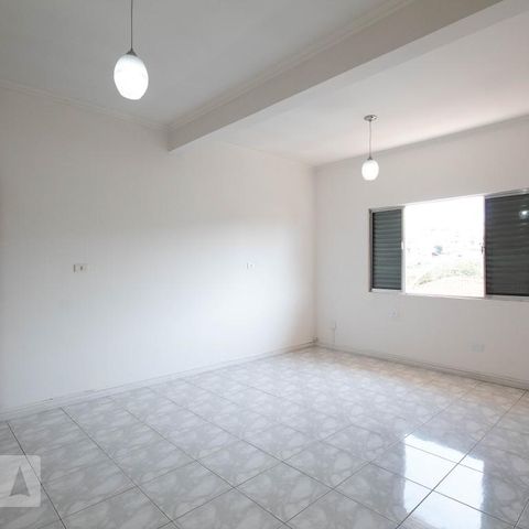Casa à venda com 250m², 3 quartos e 4 vagasSuíte