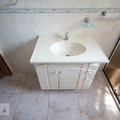 Casa à venda com 250m², 3 quartos e 4 vagasBanheiro da Suíte