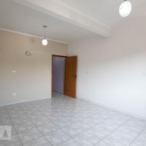 Casa à venda com 250m², 3 quartos e 4 vagasSuíte