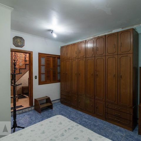 Casa à venda com 345m², 4 quartos e 1 vagaSuíte 1