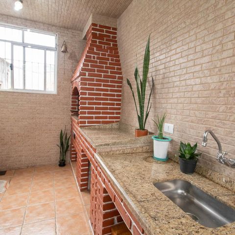 Casa à venda com 345m², 4 quartos e 1 vagaChurrasqueira