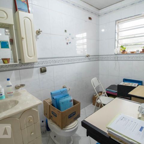 Casa à venda com 345m², 4 quartos e 1 vagaBanheiro da Suíte 2