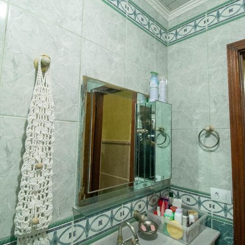 Casa à venda com 345m², 4 quartos e 1 vagaBanheiro Social