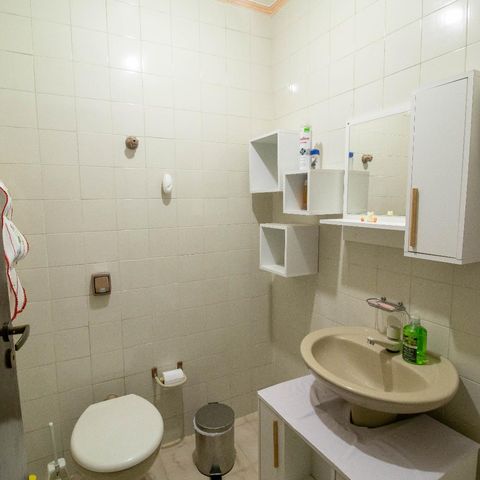 Casa à venda com 345m², 4 quartos e 1 vagaLavabo
