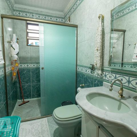 Casa à venda com 345m², 4 quartos e 1 vagaBanheiro Social