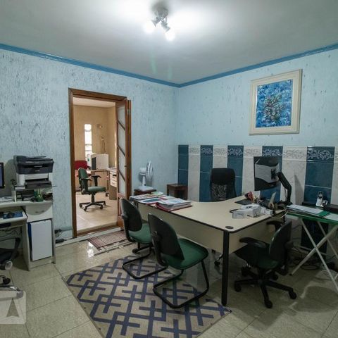 Casa à venda com 345m², 4 quartos e 1 vagaSuíte 2