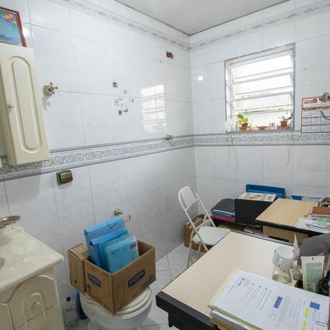 Casa à venda com 345m², 4 quartos e 1 vagaBanheiro da Suíte 2