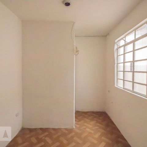 Casa à venda com 94m², 3 quartos e 2 vagasQuarto de Serviço