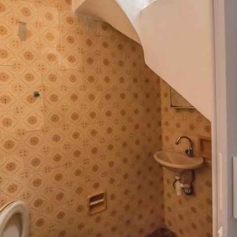 Casa à venda com 94m², 3 quartos e 2 vagasBanheiro 1