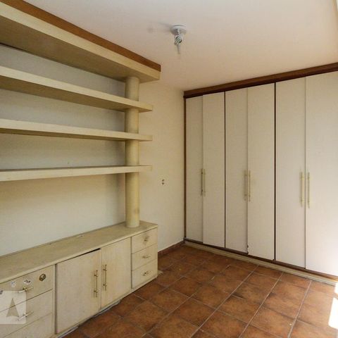 Casa à venda com 177m², 3 quartos e 2 vagasEdícula