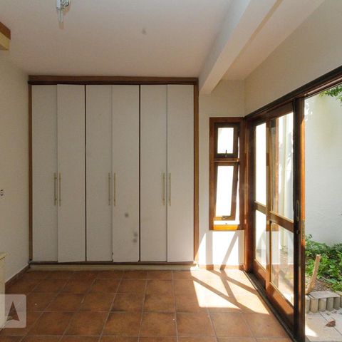 Casa à venda com 177m², 3 quartos e 2 vagasEdícula
