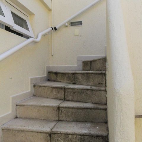 Casa à venda com 177m², 3 quartos e 2 vagasescada