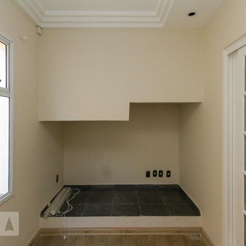Casa à venda com 177m², 3 quartos e 2 vagasQuarto
