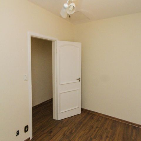 Casa à venda com 177m², 3 quartos e 2 vagasQuarto 02