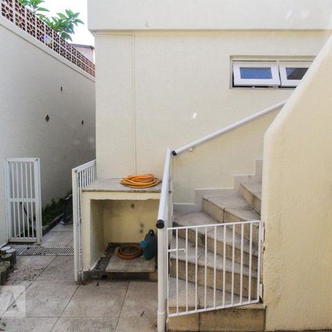 Casa à venda com 177m², 3 quartos e 2 vagasQuintal
